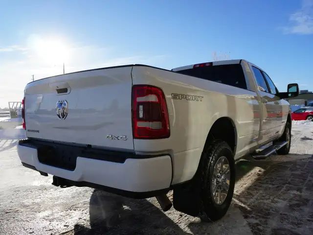 2023 Ram 3500 BIG HORN SPORT FULLY LOADED HTD SEATS/WHEEL & MORE - Photo 11