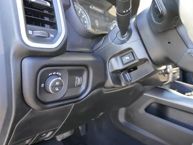 2023 Ram 3500 BIG HORN SPORT FULLY LOADED HTD SEATS/WHEEL & MORE - Photo 25