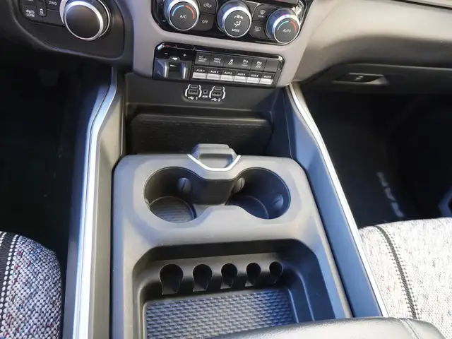 2023 Ram 3500 BIG HORN SPORT FULLY LOADED HTD SEATS/WHEEL & MORE - Photo 41