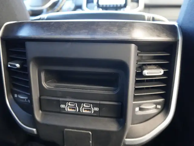 2023 Ram 3500 BIG HORN SPORT FULLY LOADED HTD SEATS/WHEEL & MORE - Photo 47