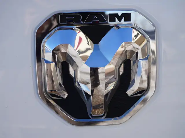 2023 Ram 3500 BIG HORN SPORT FULLY LOADED HTD SEATS/WHEEL & MORE - Photo 50