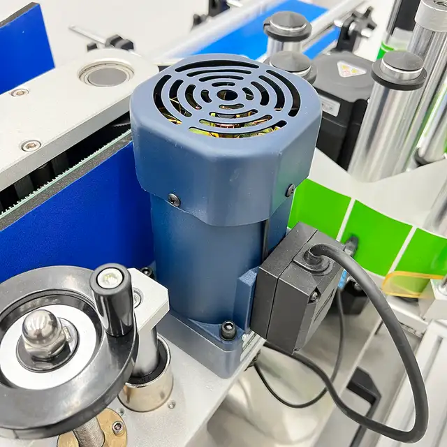 Promotion LT-150 Conveyor Round Bottle Labeling Machine 160133 - Photo 10