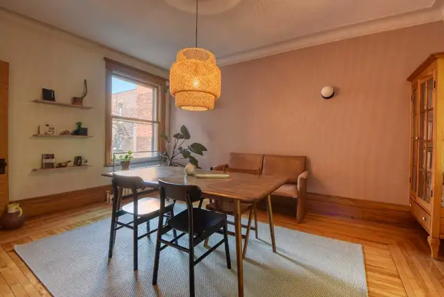 Beautiful 7.5 condo for rent in Outremont - ALL INCLUDED - Photo 5