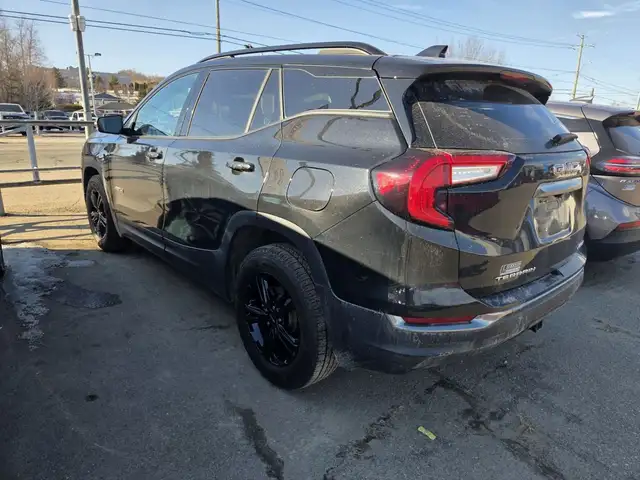 2024 GMC Terrain AT4, AWD, CUIR, VOLANT ET SIEGES CHAUFFANTS - Photo 2