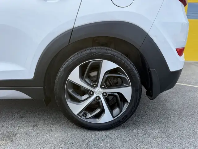 2017 Hyundai Tucson LIMITED  APPLE CARPLAY - Photo 4