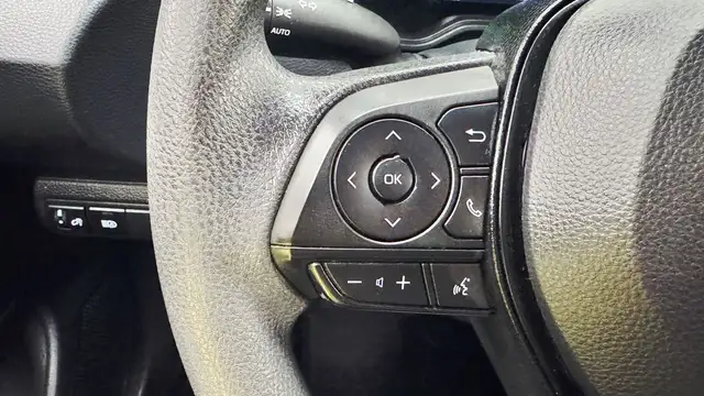 2024 Toyota Corolla LE - Backup Cam, Satellite Radio, Rear Defro - Photo 7