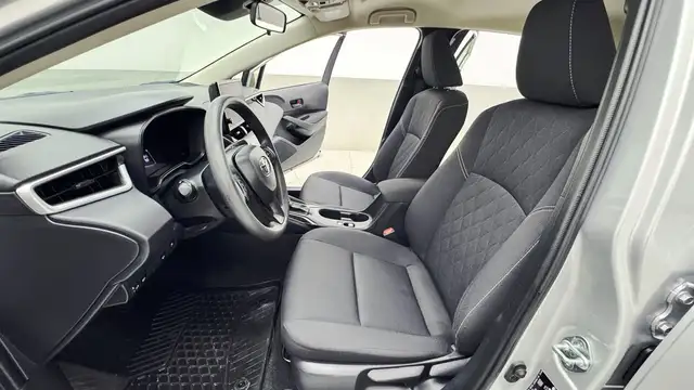 2024 Toyota Corolla LE - Backup Cam, Satellite Radio, Rear Defro - Photo 19