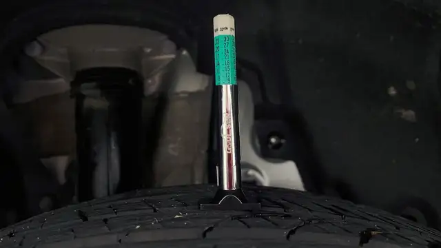 2024 Toyota Corolla LE - Backup Cam, Satellite Radio, Rear Defro - Photo 33