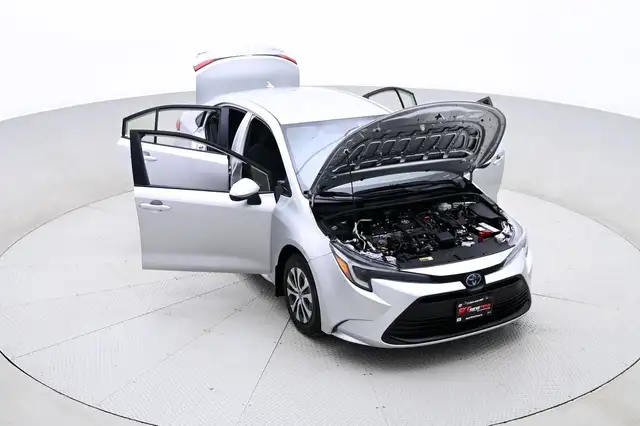 2024 Toyota Corolla LE - Backup Cam, Satellite Radio, Rear Defro - Photo 39