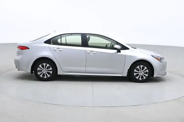 2024 Toyota Corolla LE - Backup Cam, Satellite Radio, Rear Defro - Photo 40