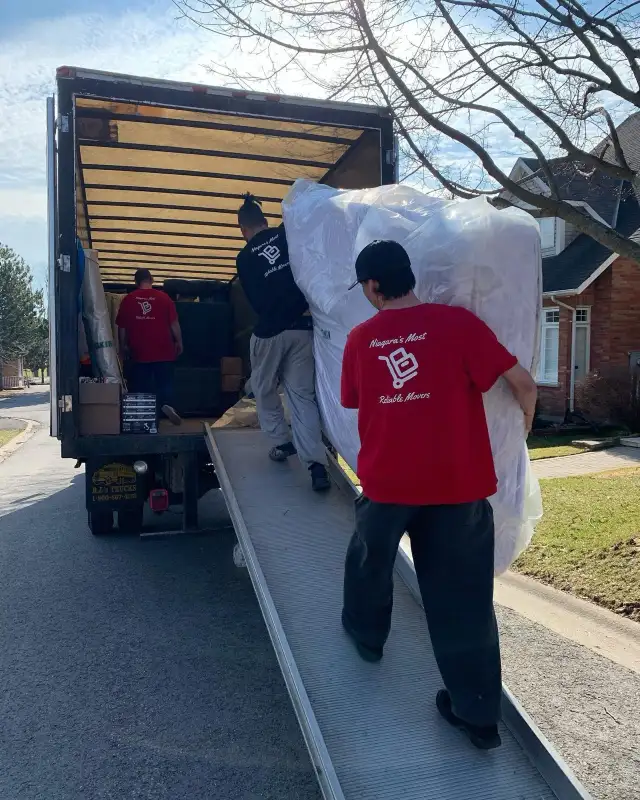 Lamberts Moving - Photo 2