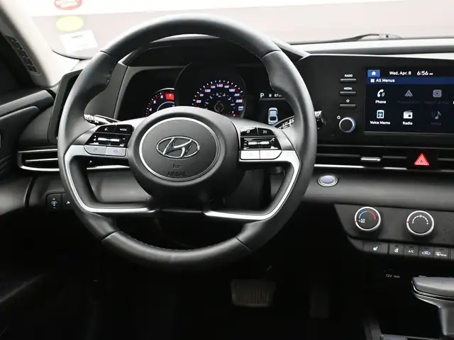 2022 Hyundai Elantra Preferred Heated Seats/Wheel, Apple/Android - Photo 21