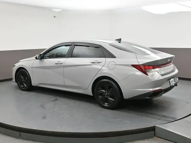 2022 Hyundai Elantra Preferred Heated Seats/Wheel, Apple/Android - Photo 27