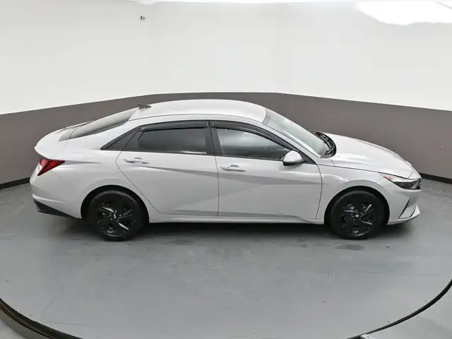 2022 Hyundai Elantra Preferred Heated Seats/Wheel, Apple/Android - Photo 38