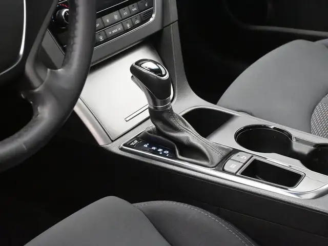 2017 Hyundai Sonata GLS Heated Seats, Sunroof, Low KMS!!, Fully - Photo 8