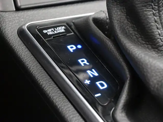 2017 Hyundai Sonata GLS Heated Seats, Sunroof, Low KMS!!, Fully - Photo 9