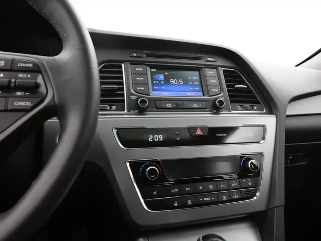 2017 Hyundai Sonata GLS Heated Seats, Sunroof, Low KMS!!, Fully - Photo 18