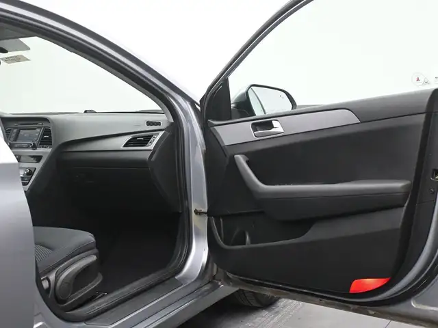 2017 Hyundai Sonata GLS Heated Seats, Sunroof, Low KMS!!, Fully - Photo 29