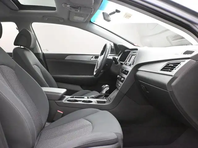 2017 Hyundai Sonata GLS Heated Seats, Sunroof, Low KMS!!, Fully - Photo 30