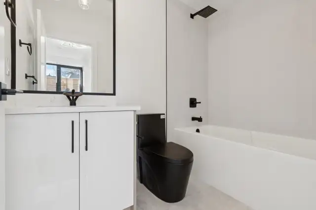 3 Bdrm, 2 Bath NEW BUILD Basement Suite - Photo 7