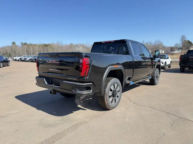 2026 GMC Sierra 3500HD Denali - Leather Seats - $868 B/W - Photo 5