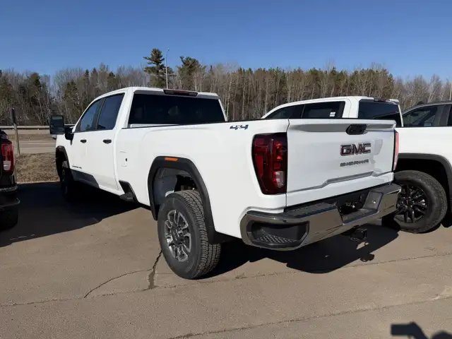 2026 GMC Sierra 3500HD Pro - $669 B/W - Photo 4