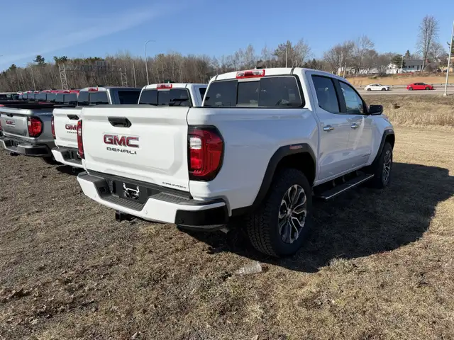 2026 GMC Canyon Denali - Leather Seats - Sunroof - $480 B/W - Photo 3