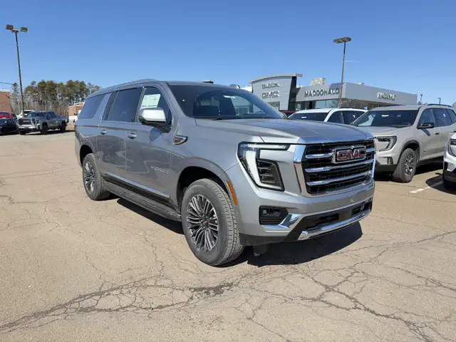 2026 GMC Yukon XL Elevation - Premium Package - $768 B/W - Photo 3