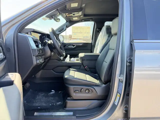 2026 GMC Yukon XL Elevation - Premium Package - $768 B/W - Photo 11
