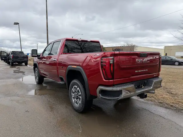 2026 GMC Sierra 2500HD SLT - Leather Seats - $768 B/W - Photo 7