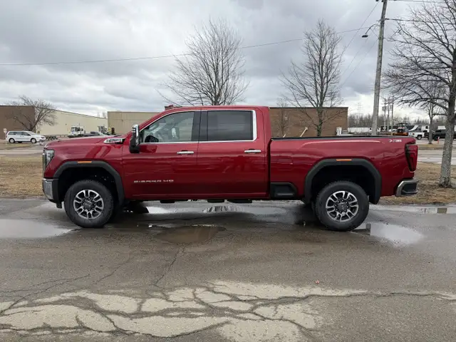 2026 GMC Sierra 2500HD SLT - Leather Seats - $768 B/W - Photo 8
