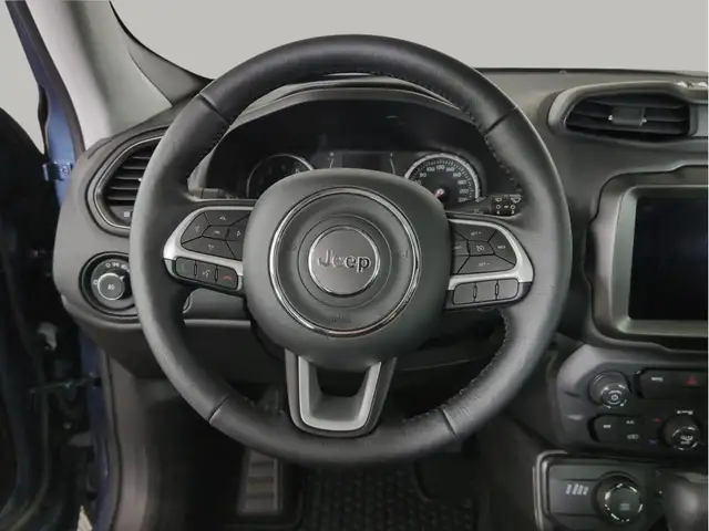 2023 Jeep Renegade North 4x4 | Low Mileage | Heated Seats - Photo 17