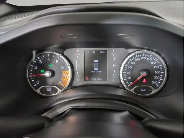 2023 Jeep Renegade North 4x4 | Low Mileage | Heated Seats - Photo 21