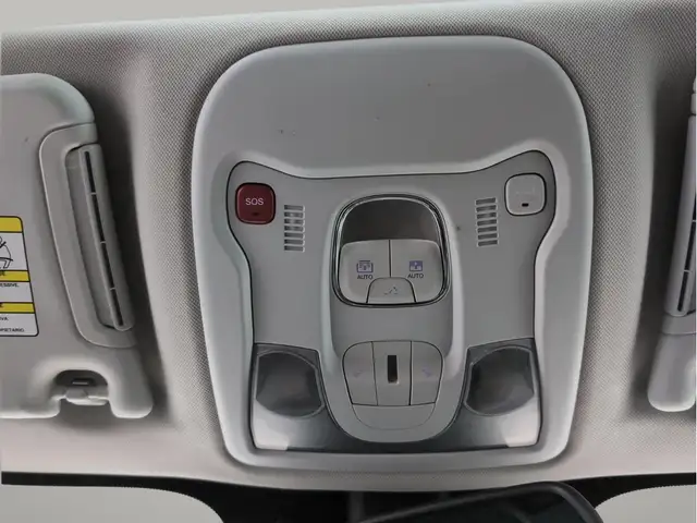 2023 Jeep Renegade North 4x4 | Low Mileage | Heated Seats - Photo 25