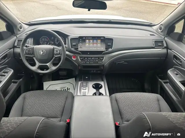 2025 Honda Ridgeline Sport - Photo 28