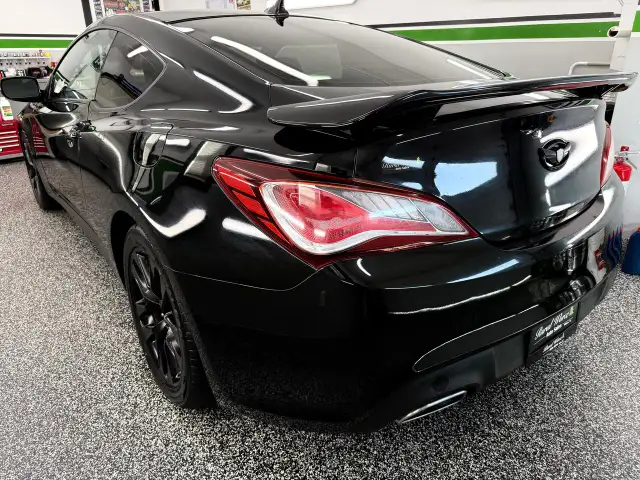 2013 Hyundai Genesis Coupe 2.0T - Photo 4