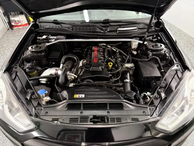 2013 Hyundai Genesis Coupe 2.0T - Photo 10