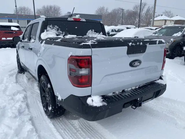2025 Ford Maverick XLT - Photo 5