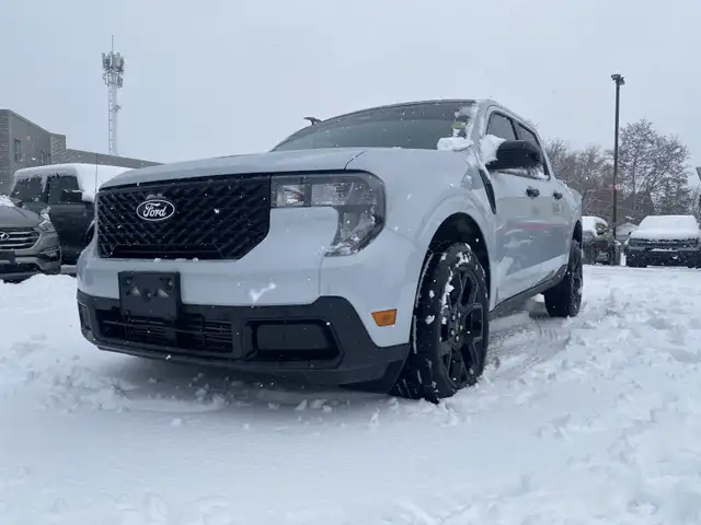 2025 Ford Maverick XLT - Photo 9