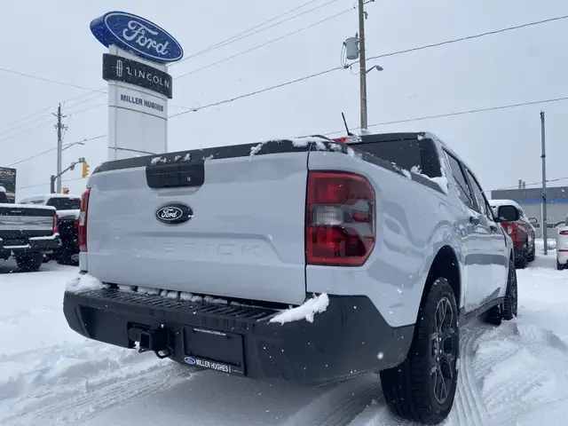 2025 Ford Maverick XLT - Photo 10