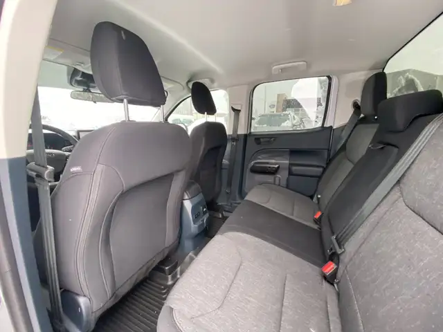 2025 Ford Maverick XLT - Photo 13