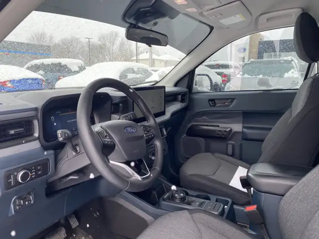2025 Ford Maverick XLT - Photo 16