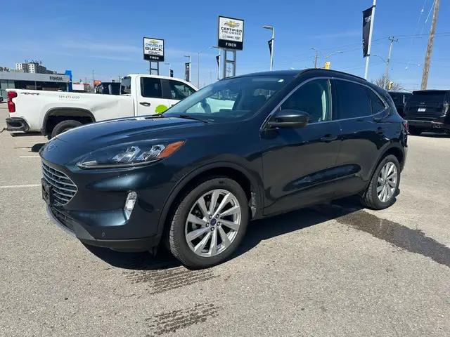 2022 Ford Escape Titanium Hybrid