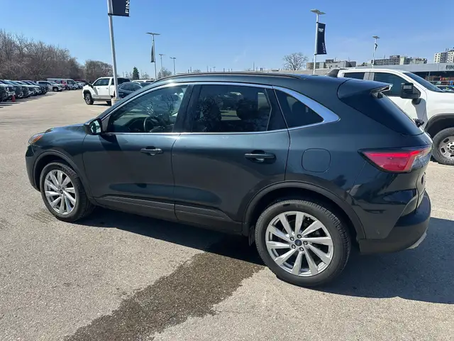 2022 Ford Escape Titanium Hybrid - Photo 6