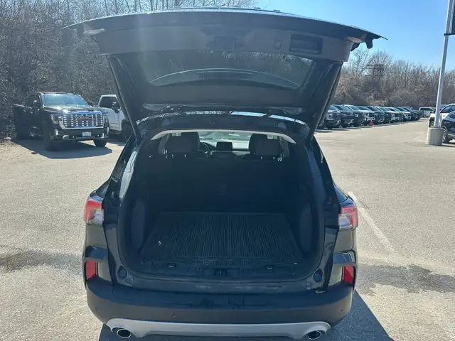 2022 Ford Escape Titanium Hybrid - Photo 7