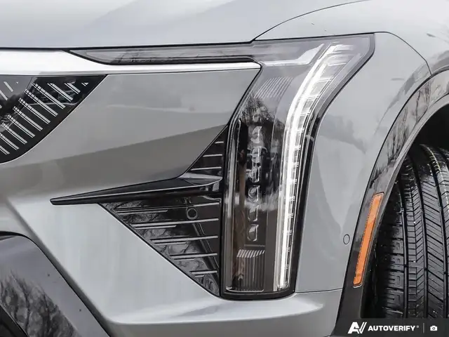 2026 Cadillac OPTIQ Luxury - Photo 10