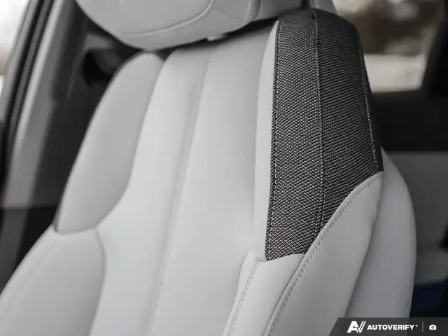 2026 Cadillac OPTIQ Luxury - Photo 23