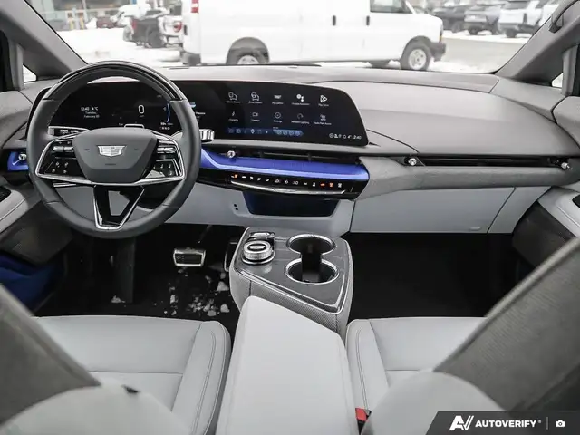 2026 Cadillac OPTIQ Luxury - Photo 25