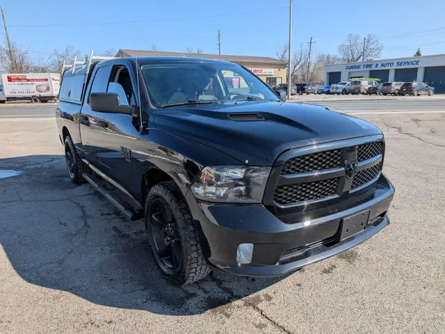2021 RAM 1500 Classic - Photo 2