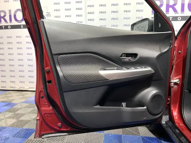 2020 Nissan Kicks - Photo 9